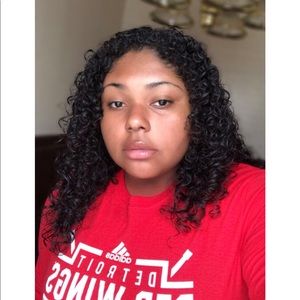 Meet your Posher, Juliana